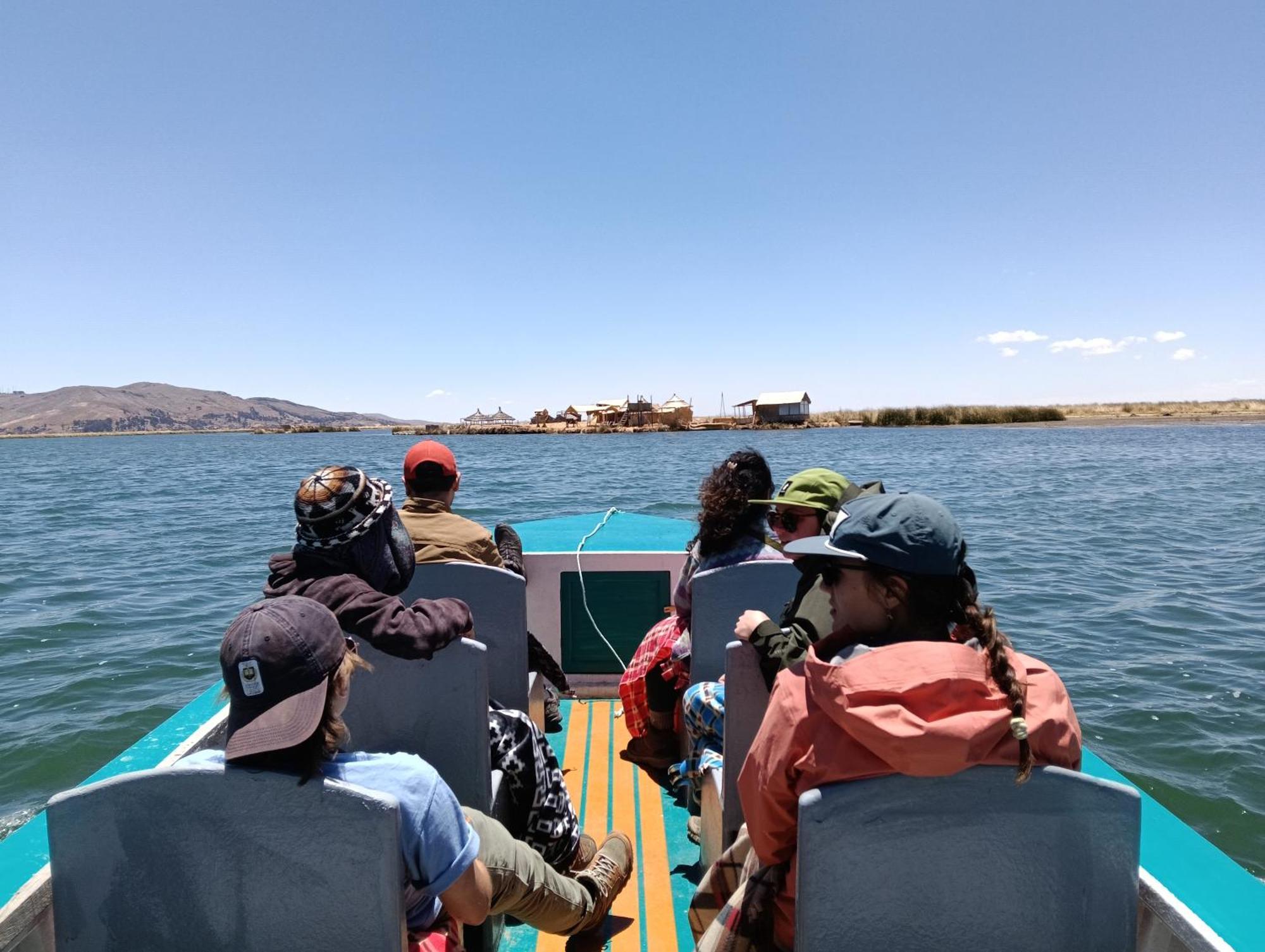 Urosfood & Titiqaqa Lodge Экстерьер фото